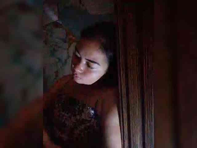 hornylittleprincess69 webcam