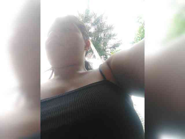 hornylittleprincess69 webcam