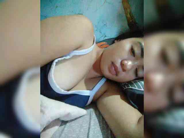 hornylittleprincess69 webcam