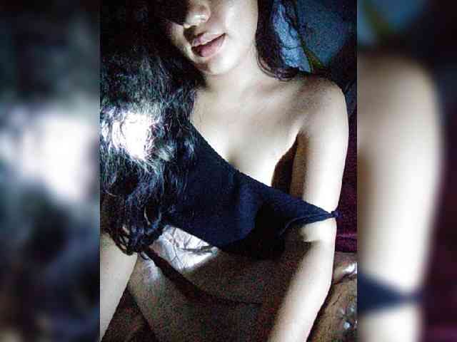 hornylittleprincess69 webcam