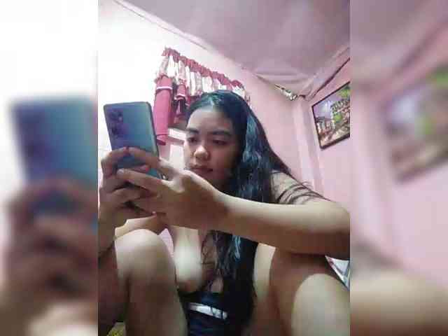 hornylittleprincess69 webcam
