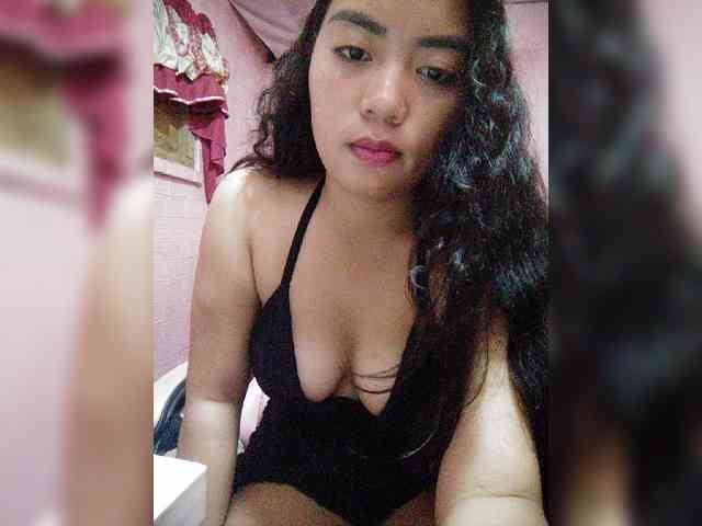 hornylittleprincess69