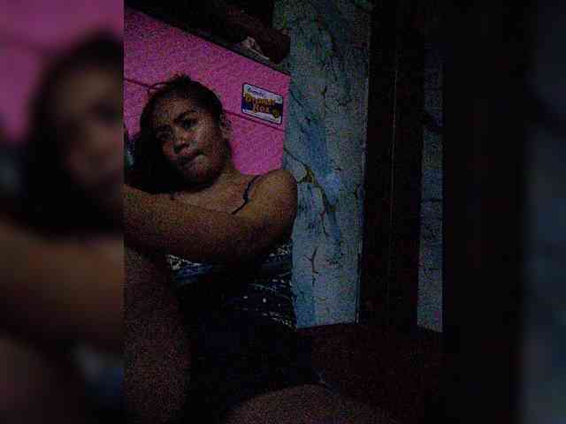 hornylittleprincess69 webcam