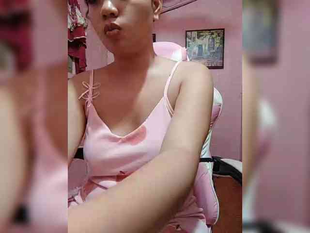 hornylittleprincess69