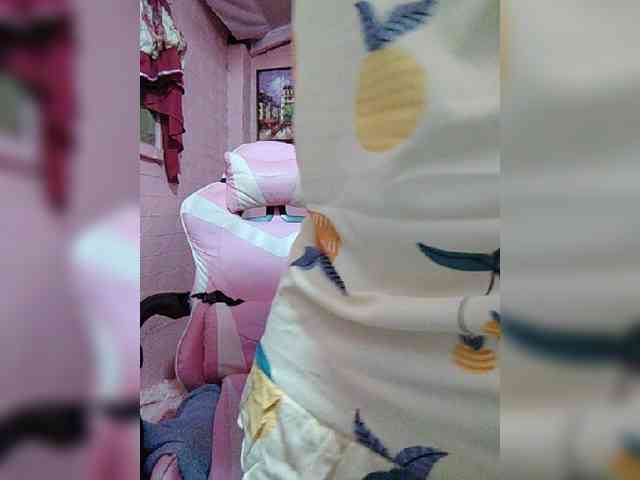 hornylittleprincess69