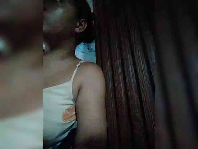 hornylittleprincess69