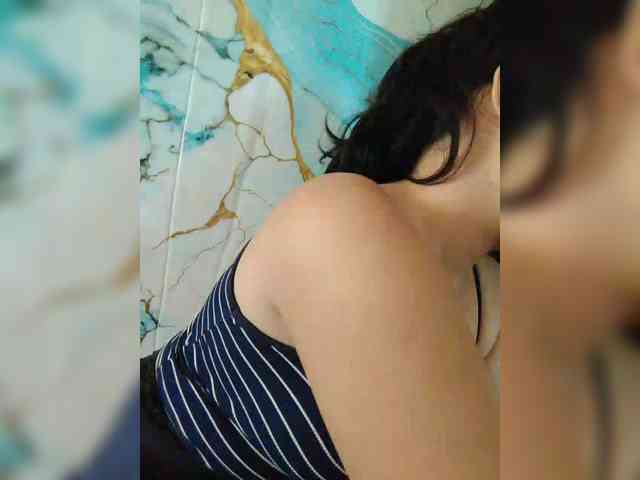 hornylittleprincess69 webcam