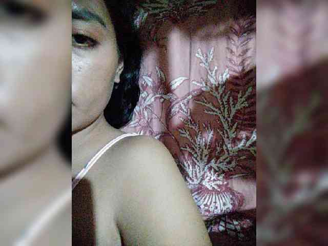 hornylittleprincess69 webcam