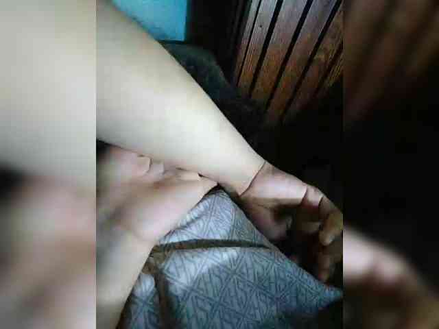 hornylittleprincess69 webcam