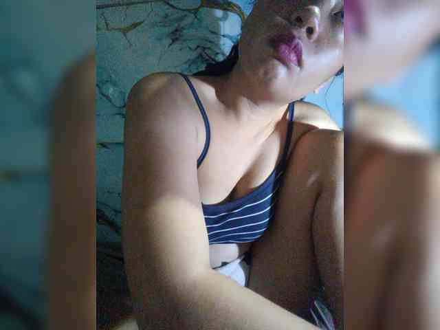 hornylittleprincess69 webcam