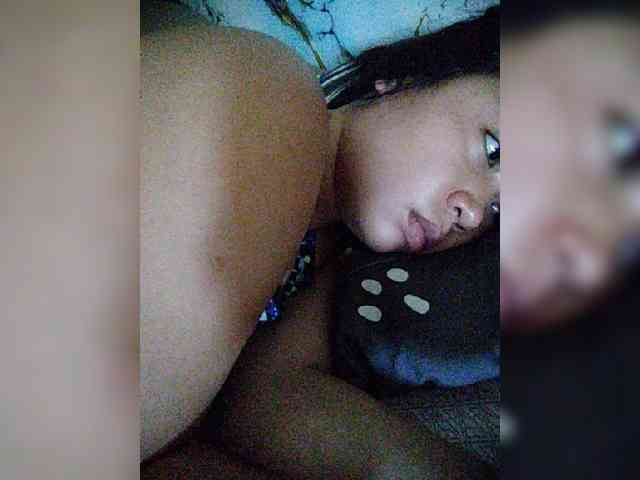 hornylittleprincess69 webcam