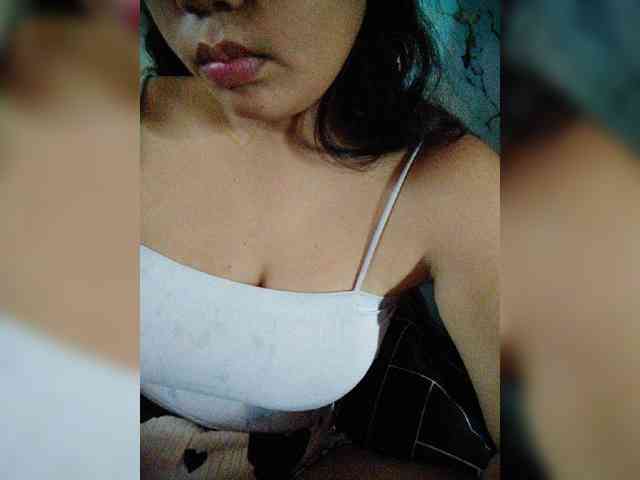 hornylittleprincess69 webcam