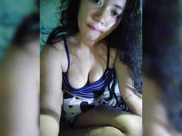 hornylittleprincess69 webcam