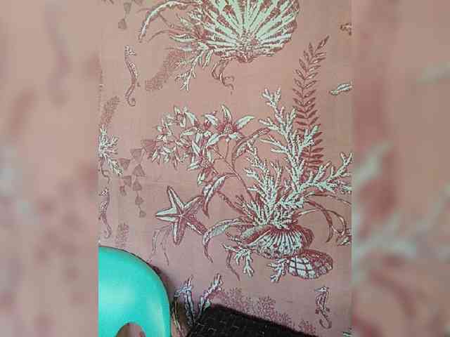 hornylittleprincess69 webcam