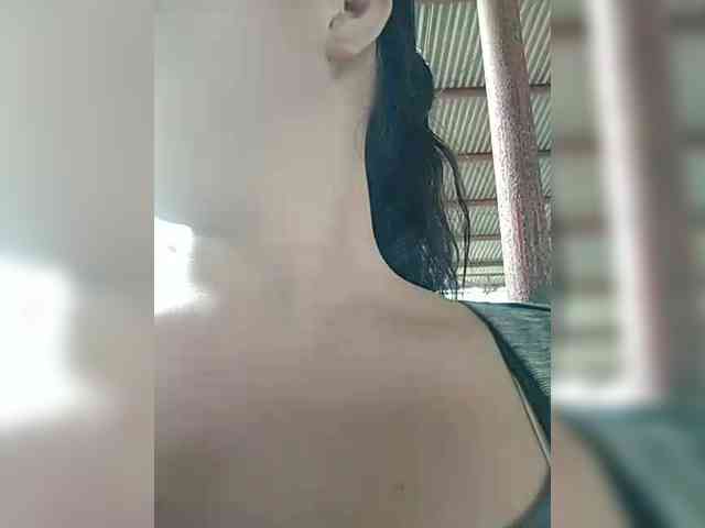 hornylittleprincess69 webcam
