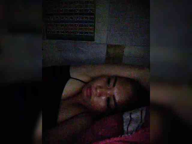 hornylittleprincess69