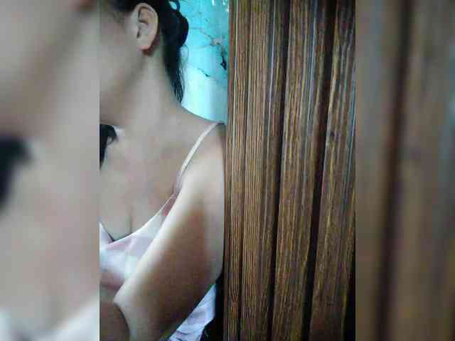 hornylittleprincess69 webcam