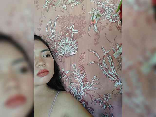 hornylittleprincess69