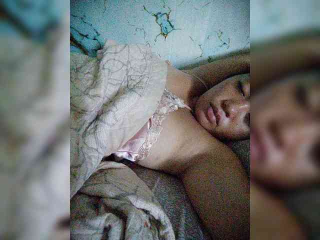 hornylittleprincess69 webcam