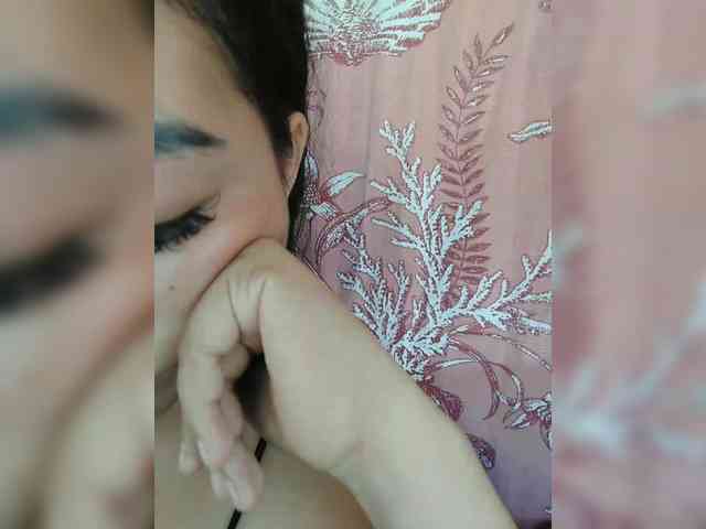 hornylittleprincess69 webcam