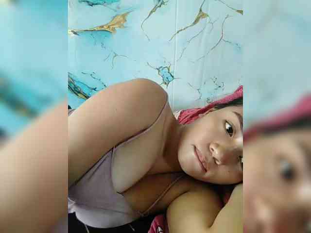 hornylittleprincess69