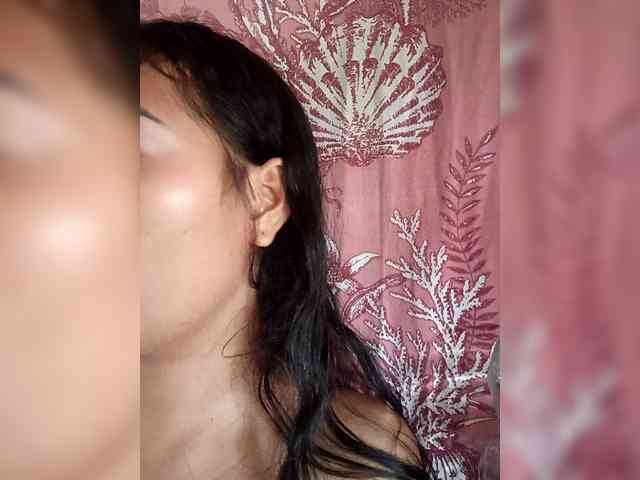hornylittleprincess69 webcam