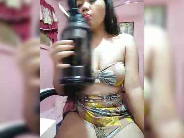 hornylittleprincess69