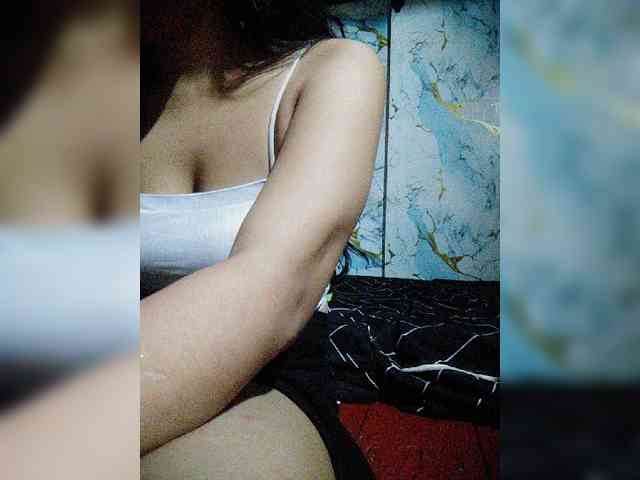 hornylittleprincess69