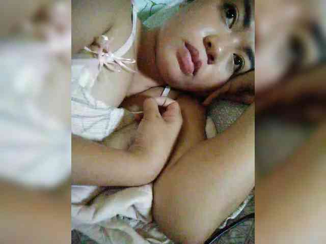 hornylittleprincess69 webcam