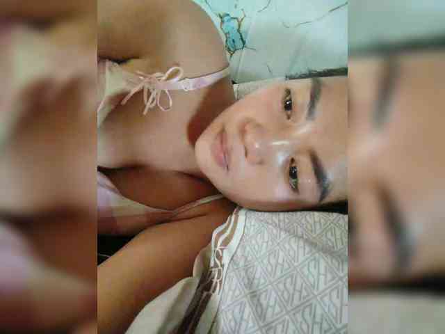 hornylittleprincess69 webcam