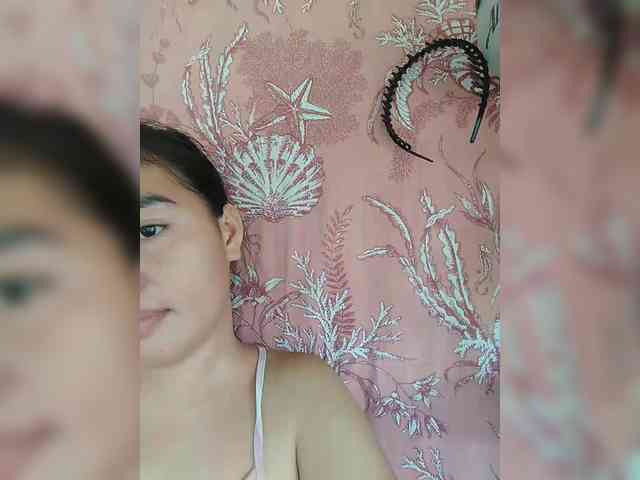 hornylittleprincess69 webcam