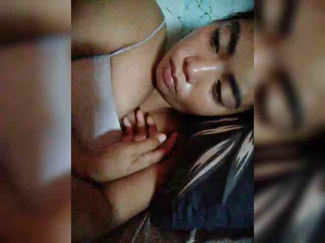 hornylittleprincess69 webcam