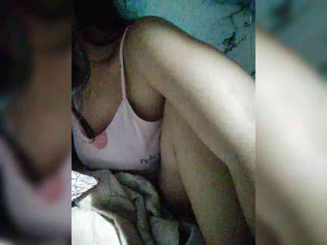 hornylittleprincess69 webcam