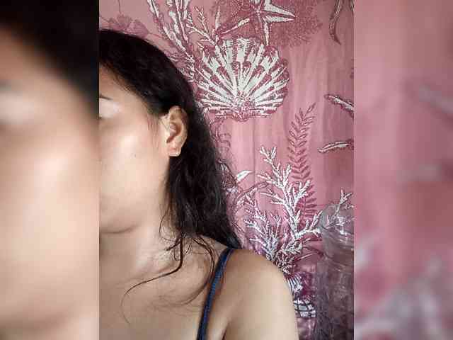 hornylittleprincess69 webcam