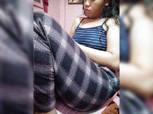 hornylittleprincess69 webcam