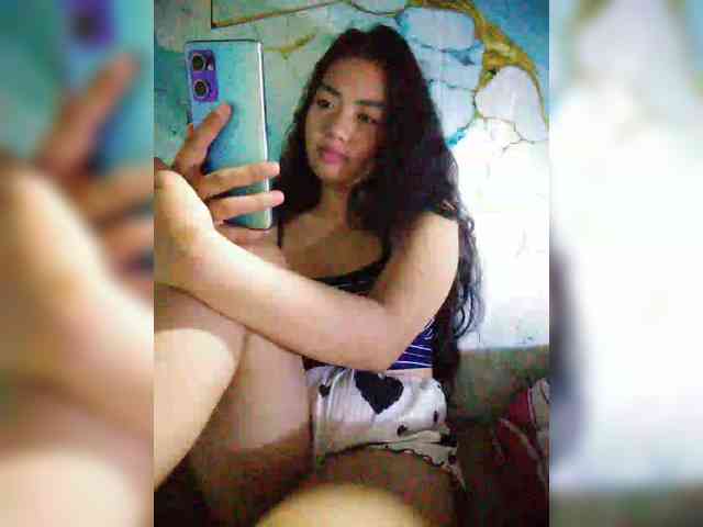 hornylittleprincess69 webcam