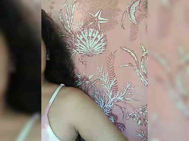 hornylittleprincess69 webcam