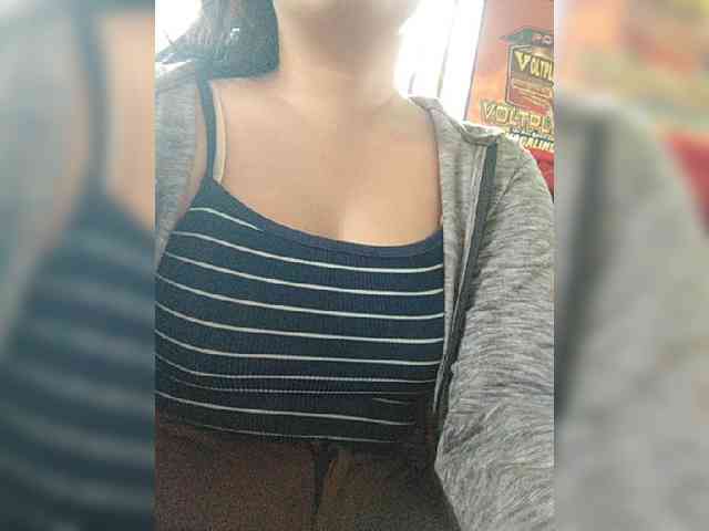 hornylittleprincess69 webcam