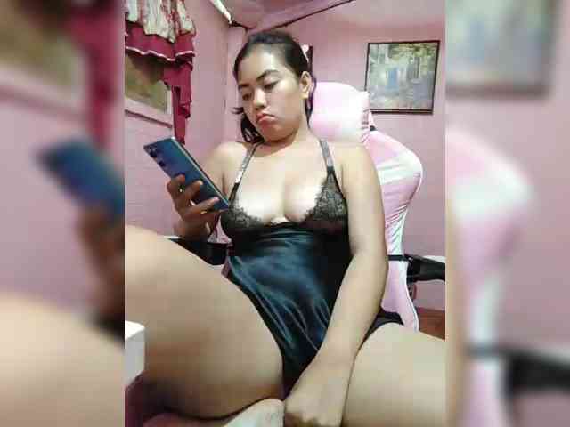 hornylittleprincess69 webcam