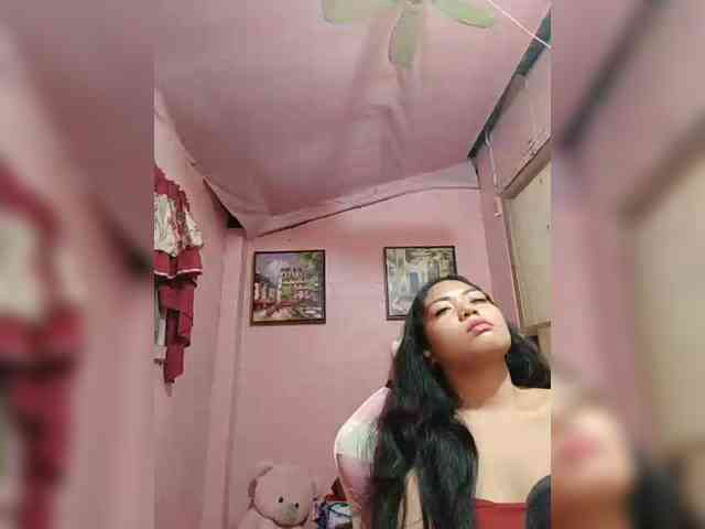 hornylittleprincess69