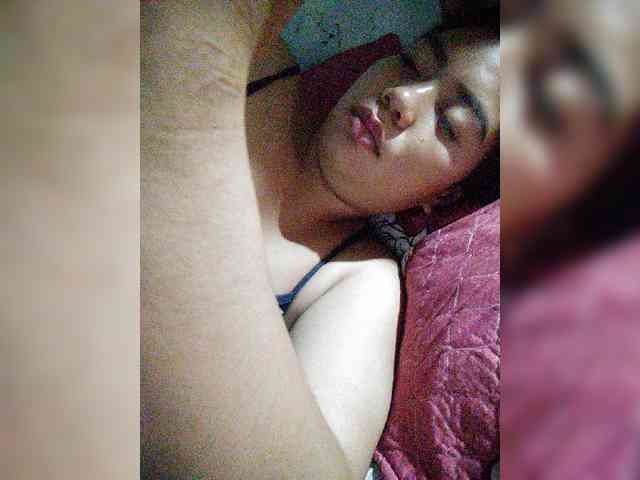 hornylittleprincess69 webcam
