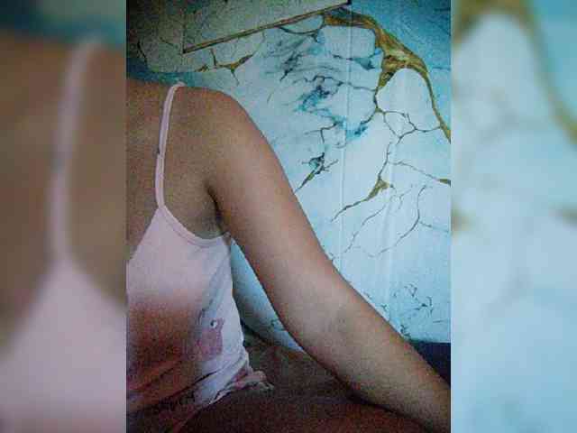 hornylittleprincess69