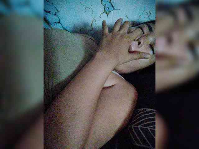 Modelo: hornylittleprincess69