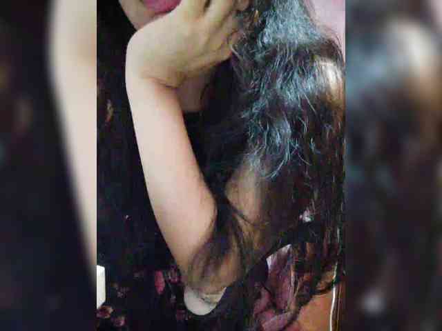 hornylittleprincess69