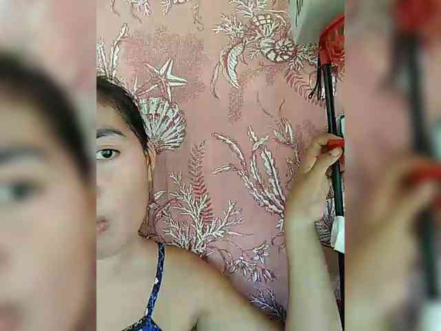 hornylittleprincess69 webcam