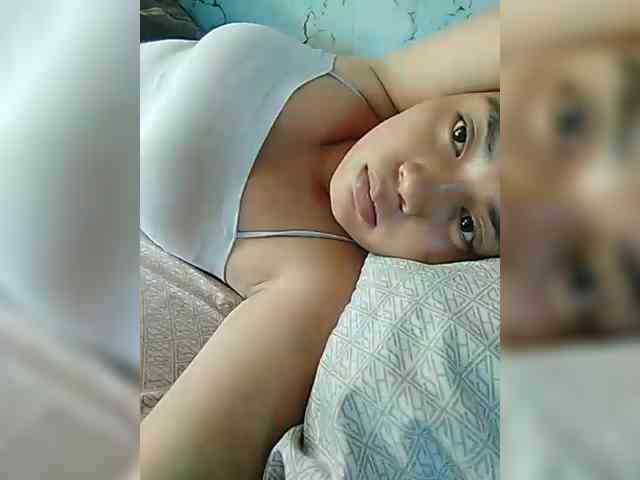 hornylittleprincess69 webcam