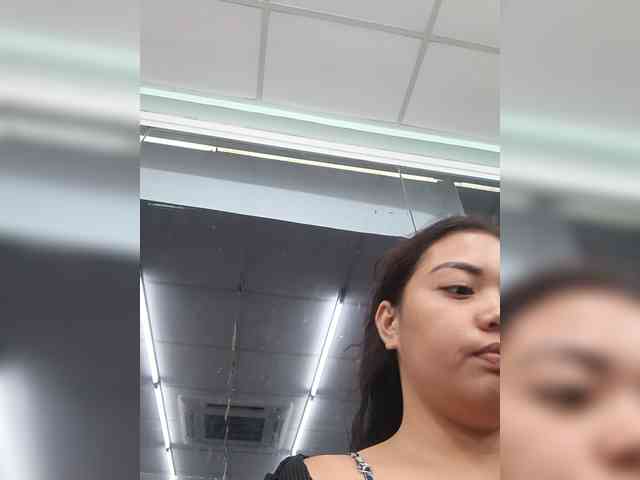 hornylittleprincess69