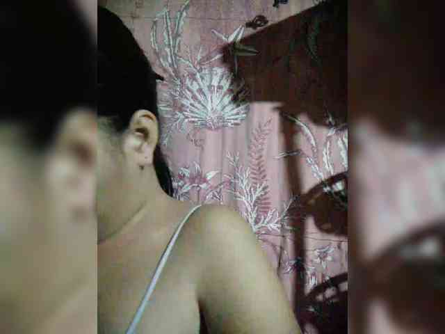 hornylittleprincess69 webcam