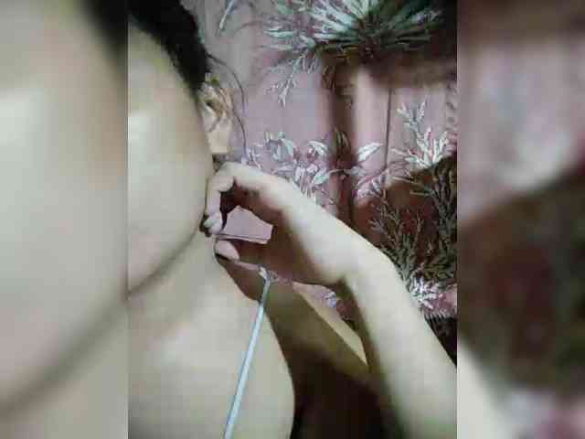 hornylittleprincess69 webcam