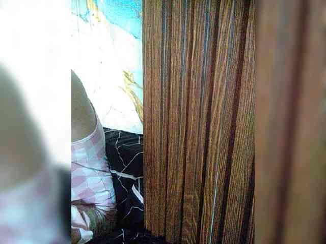 hornylittleprincess69